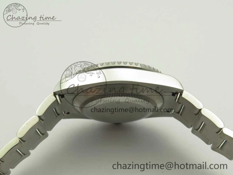 Submariner 116610 LV Green Ceramic V9F 904L 1:1 Best Edition on SS Bracelet SA3135