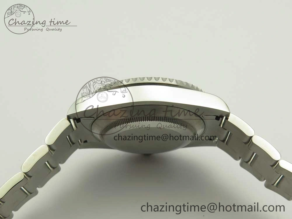 Submariner 116610 LV Green Ceramic V9F 904L 1:1 Best Edition on SS Bracelet SA3135