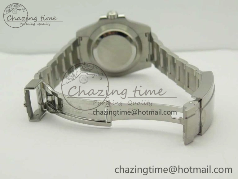 Submariner 116610 LV Green Ceramic V9F 904L 1:1 Best Edition on SS Bracelet SA3135