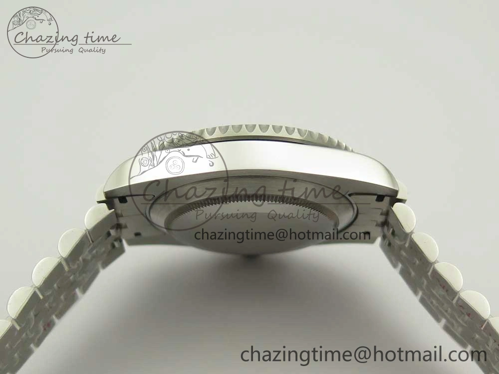 Submariner 116610 LV Green Ceramic V9F 904L 1:1 Best Edition on SS Jubilee Bracelet SA3135