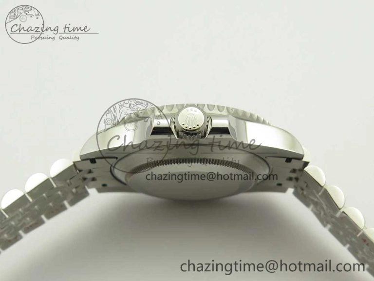 Submariner 116610 LV Green Ceramic V9F 904L 1:1 Best Edition on SS Jubilee Bracelet SA3135