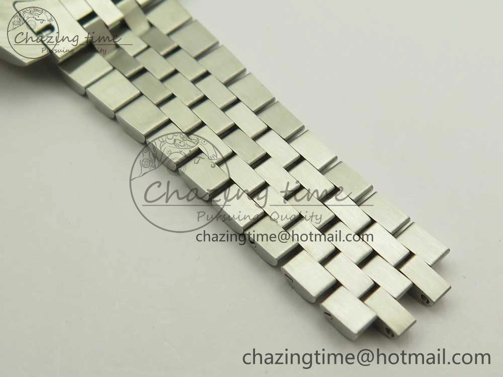 Submariner 116610 LV Green Ceramic V9F 904L 1:1 Best Edition on SS Jubilee Bracelet SA3135
