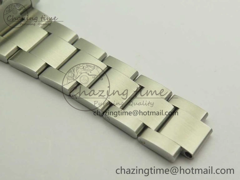Submariner 116610 LV Green Ceramic VRF 904L 1:1 Best Edition on SS Bracelet VR3135