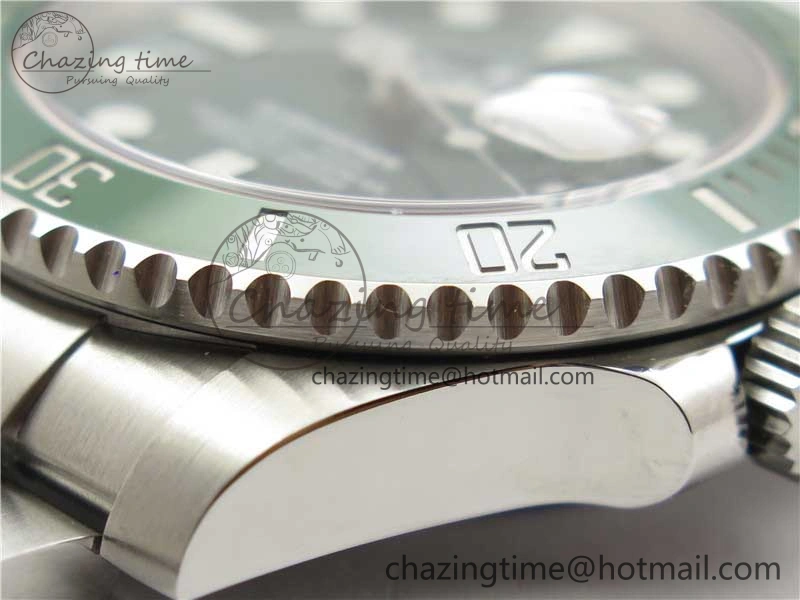 Submariner 116610 LV Green Ceramic ZF 1:1 Best Edition 904L SS Case and Bracelet VR3135