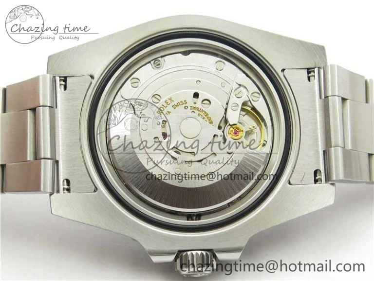 Submariner 116610 LV Green Ceramic ZF 1:1 Best Edition 904L SS Case and Bracelet VR3135