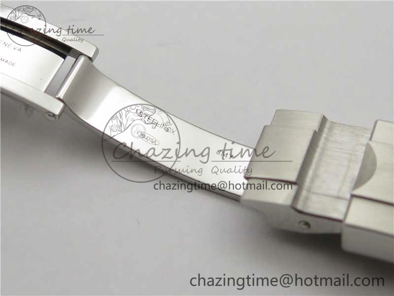 Submariner 116610 LV Green Ceramic ZF 1:1 Best Edition 904L SS Case and Bracelet VR3135