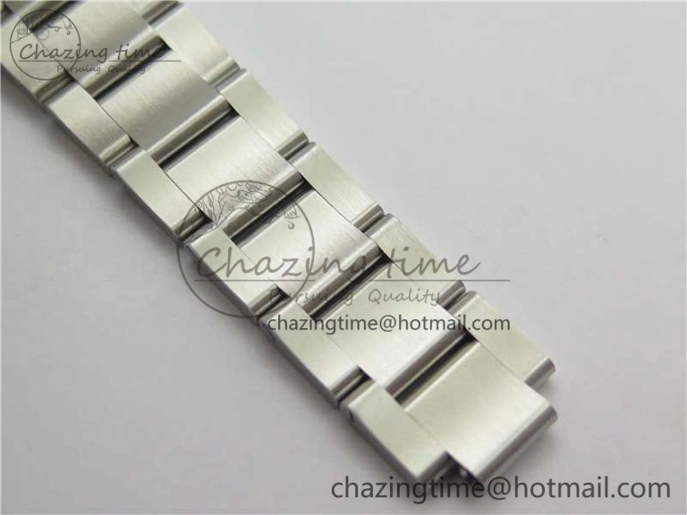 Submariner 116610 LV Green Ceramic ZZF 904L 1:1 Best Edition on SS Bracelet SA3135 V2