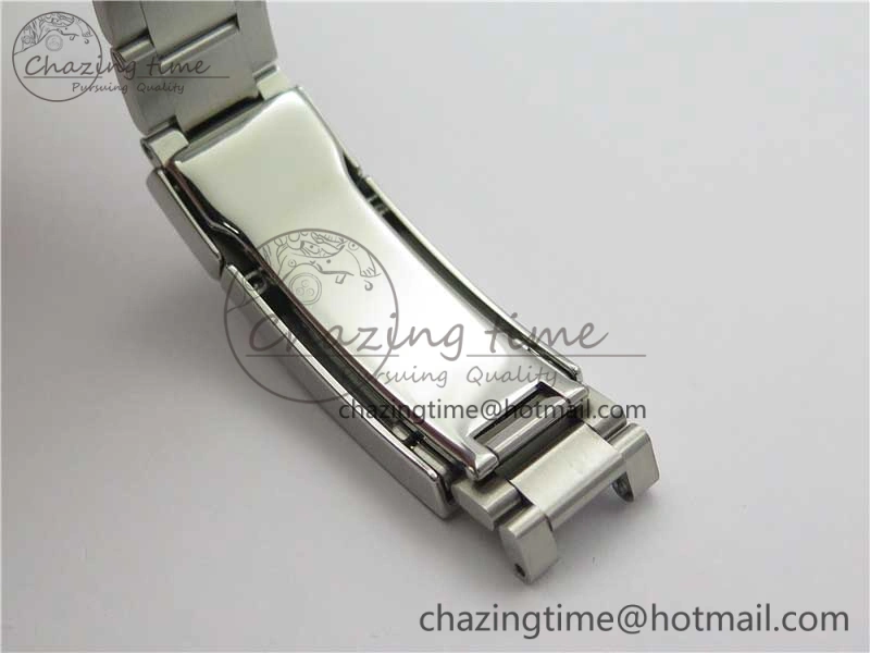 Submariner 116610 LV Green Ceramic ZZF 904L 1:1 Best Edition on SS Bracelet SA3135 V2