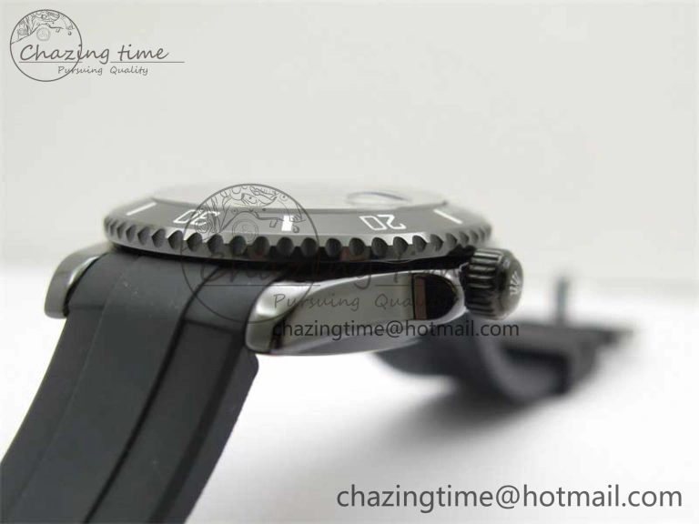 Submariner 40mm Black Ceramic 5GF Best Edition Cream Dial on Black Rubber Strap SA3135