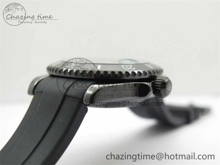 Submariner 40mm Black Ceramic 5GF Best Edition Cream Dial on Black Rubber Strap SA3135