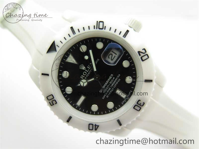 Submariner 40mm White Ceramic 5GF Best Edition Black Dial on White Rubber Strap SA3135
