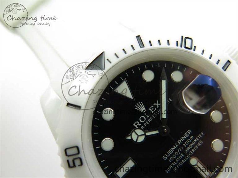 Submariner 40mm White Ceramic 5GF Best Edition Black Dial on White Rubber Strap SA3135