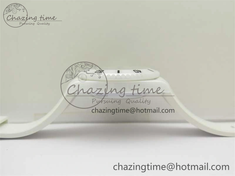 Submariner 40mm White Ceramic 5GF Best Edition Painting Dial on White Rubber Strap SA3135