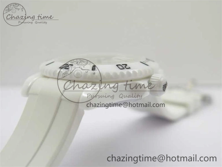 Submariner 40mm White Ceramic 5GF Best Edition White Blue Dial on White Rubber Strap SA3135