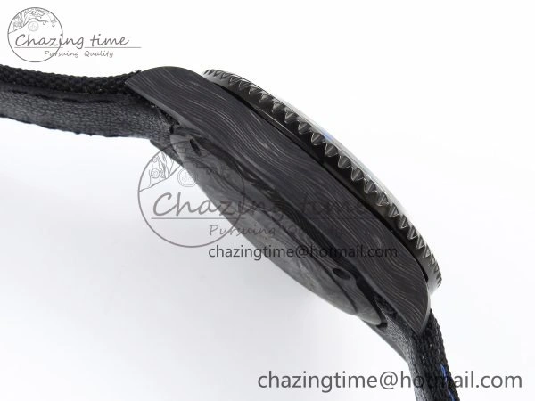 Submariner DIW Carbon IPKF 1:1 Best Edition Black Blue Dial on Black Nylon Strap VR3135