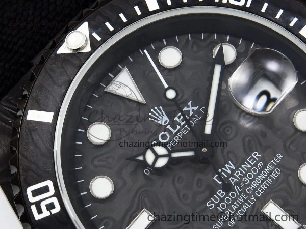 Submariner DIW Carbon IPKF 1:1 Best Edition Black White Dial on Black Nylon Strap VR3135