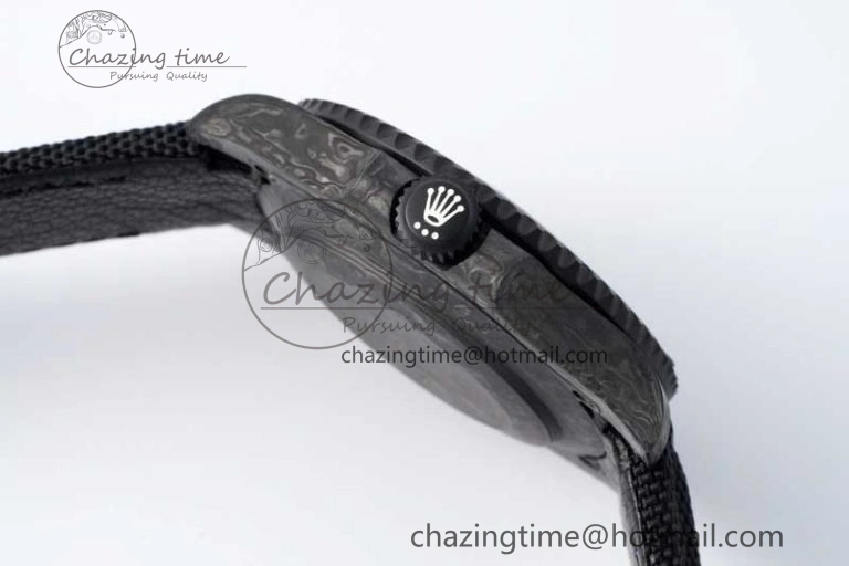 Submariner DIW Carbon VSF 1:1 Best Edition Black Blue Dial on Black Nylon Strap VS3135