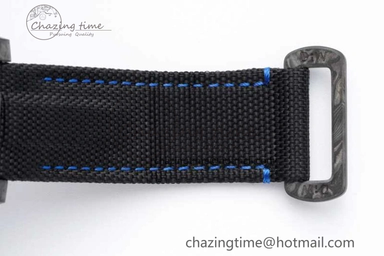 Submariner DIW Carbon VSF 1:1 Best Edition Black Blue Dial on Black Nylon Strap VS3135