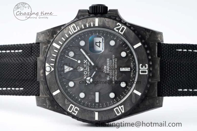 Submariner DIW Carbon VSF 1:1 Best Edition Black White Dial on Black Nylon Strap VS3135