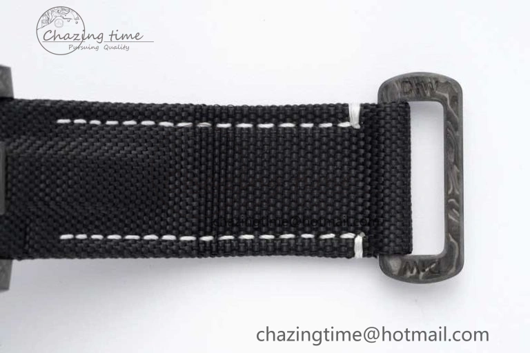 Submariner DIW Carbon VSF 1:1 Best Edition Black White Dial on Black Nylon Strap VS3135