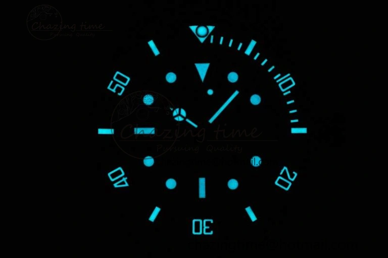 Submariner DIW Carbon VSF 1:1 Best Edition Black White Dial on Black Nylon Strap VS3135