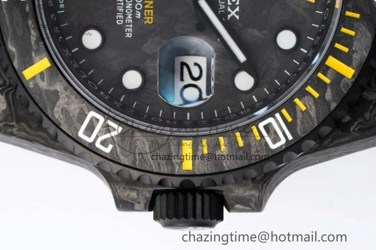 Submariner DIW Carbon VSF 1:1 Best Edition Black Yellow Dial on Black Nylon Strap VS3135