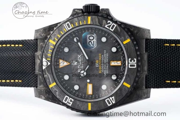Submariner DIW Carbon VSF 1:1 Best Edition Black Yellow Dial on Black Nylon Strap VS3135