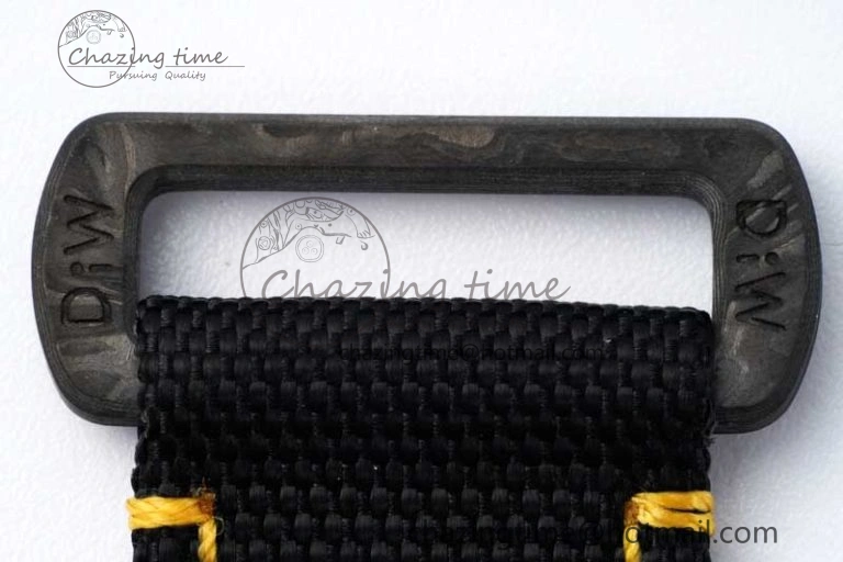Submariner DIW Carbon VSF 1:1 Best Edition Black Yellow Dial on Black Nylon Strap VS3135