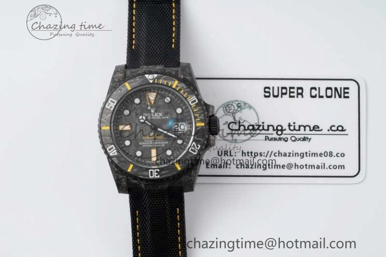 Submariner DIW Carbon VSF 1:1 Best Edition Black Yellow Dial on Black Nylon Strap VS3135