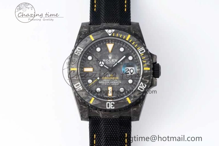 Submariner DIW Carbon VSF 1:1 Best Edition Black Yellow Dial on Black Nylon Strap VS3135