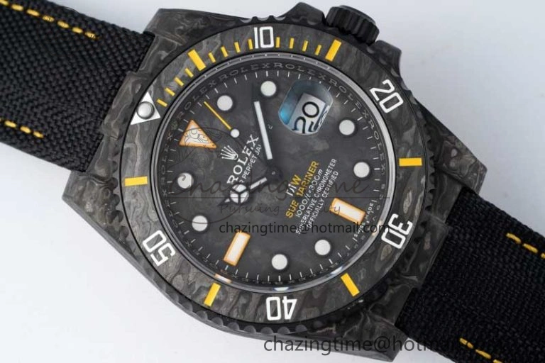 Submariner DIW Carbon VSF 1:1 Best Edition Black Yellow Dial on Black Nylon Strap VS3135