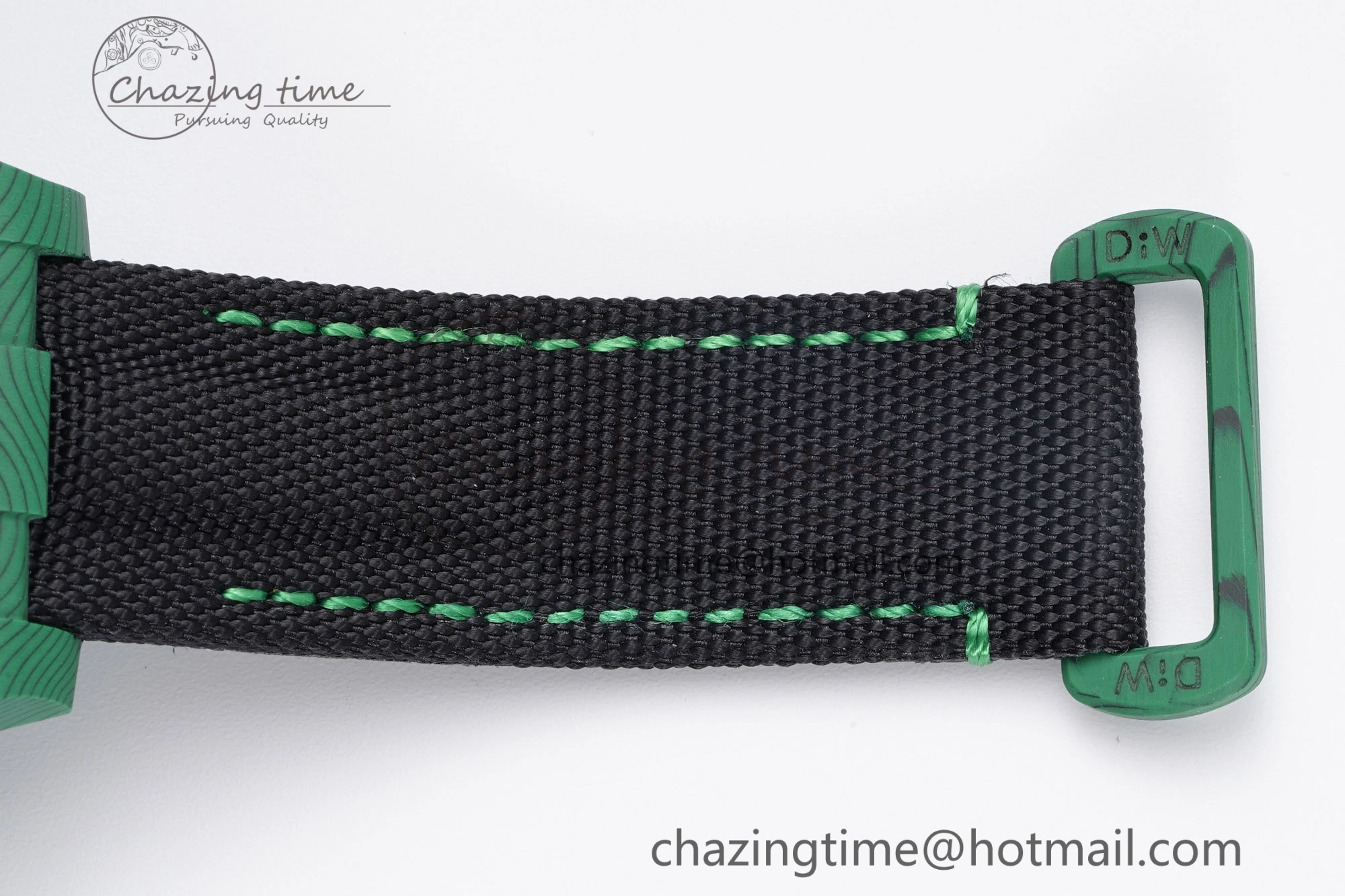 Submariner DIW Green Carbon VSF 1:1 Best Edition Black Dial on Black Nylon Strap VS3135
