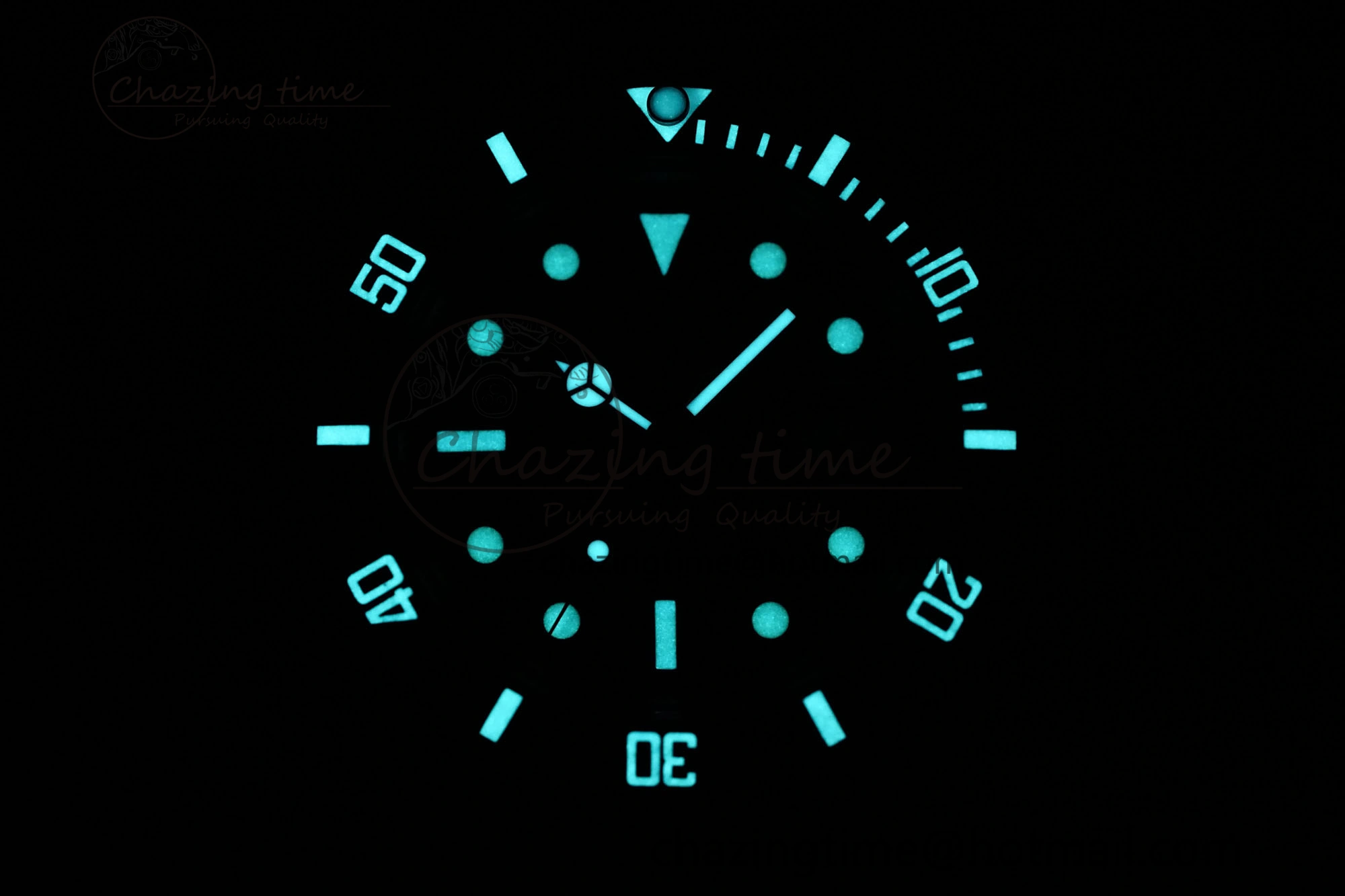 Submariner DIW Green Carbon VSF 1:1 Best Edition Black Dial on Black Nylon Strap VS3135
