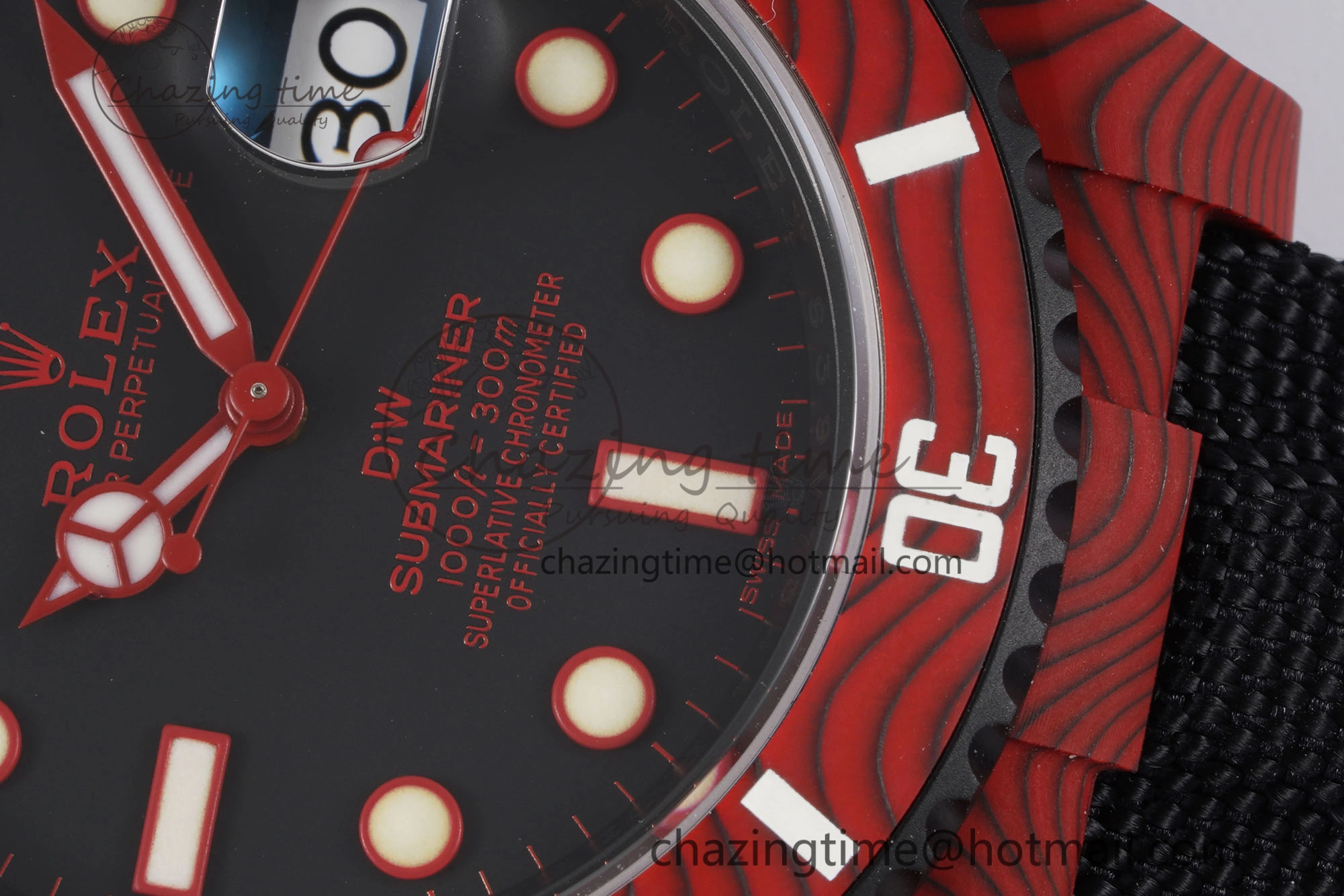 Submariner DIW Red Carbon VSF 1:1 Best Edition Black Dial on Black Nylon Strap VS3135