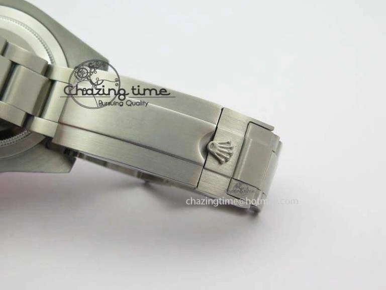Submariner SS Red Bezel Red Dial On SS Bracelet A2836