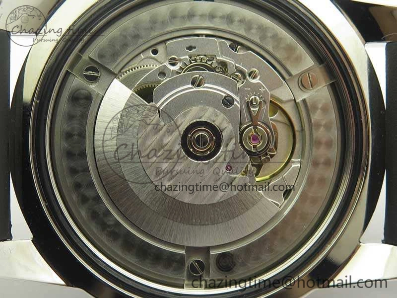 Super Ocean Heritage Black Ceramic Bezel SS Black Dial On Rubber Strap A2824