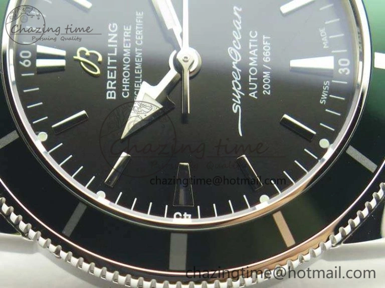 SuperOcean 42mm A17321 SS 1:1 Best Edition Black Dial Green Bezel On Leather Strap ETA2824