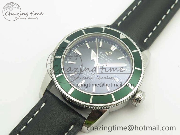 SuperOcean 42mm A17321 SS 1:1 Best Edition Black Dial Green Bezel On Leather Strap ETA2824