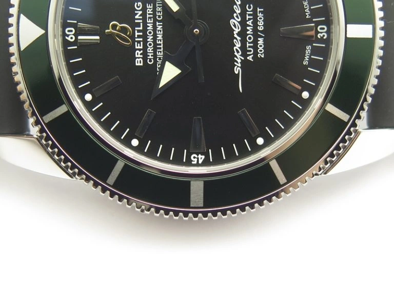 SuperOcean 42mm A17321 SS 1:1 Best Edition Black Dial Green Bezel On Rubber Strap A2824 (Free Rubber Strap)