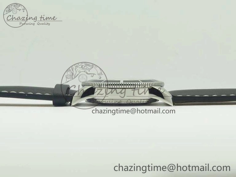 SuperOcean 42mm A17321 SS 1:1 Best Edition Cream Dial On Leather Strap ETA2824