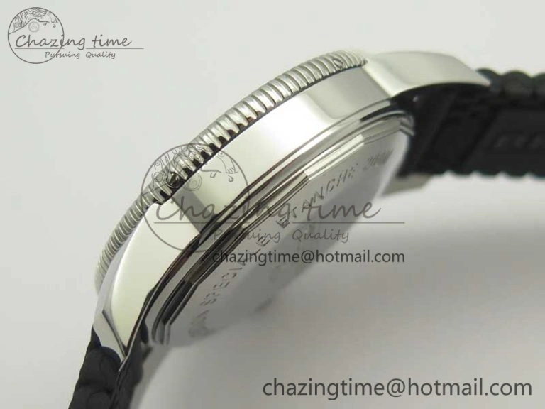 SuperOcean 42mm AB2010 SS OMF 1:1 Best Edition Black Dial Black Ceramic Bezel on Black Rubber Strap A2824