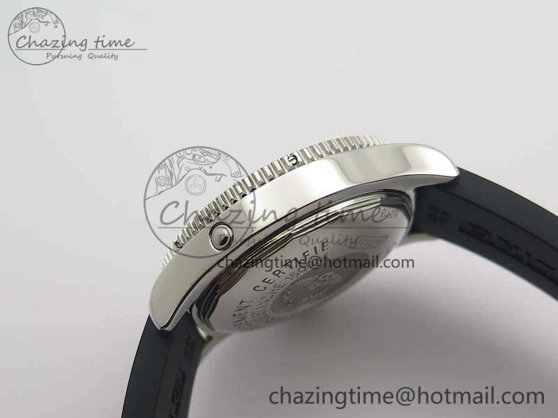 SuperOcean Abyss A17364 42mm 3AF 1:1 Best Edition Black Red Dial On Rubber Strap A2824