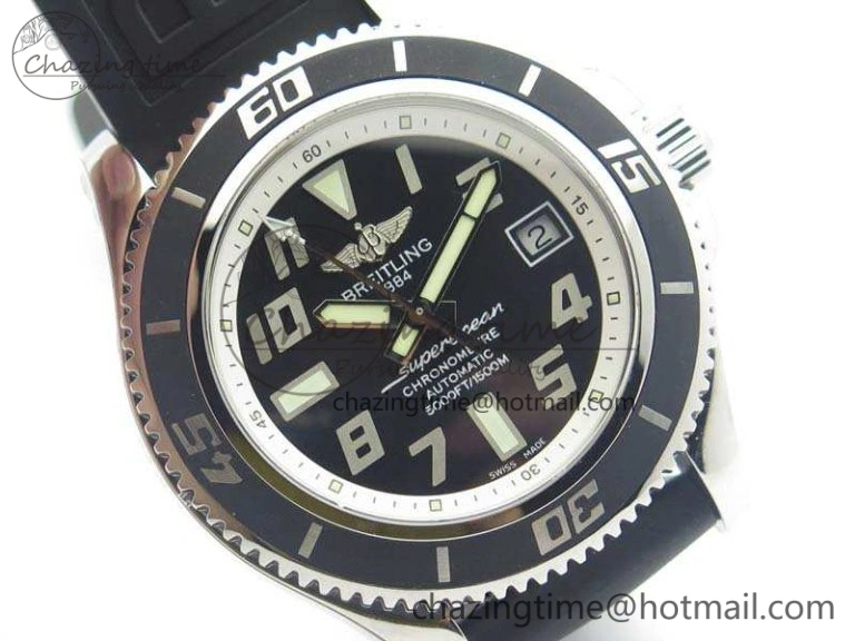 SuperOcean Abyss A17364 42mm 3AF 1:1 Best Edition Black White Dial On Rubber Strap A2824