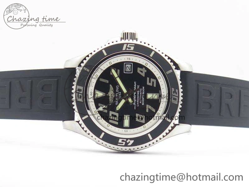 SuperOcean Abyss A17364 42mm 3AF 1:1 Best Edition Black White Dial On Rubber Strap A2824
