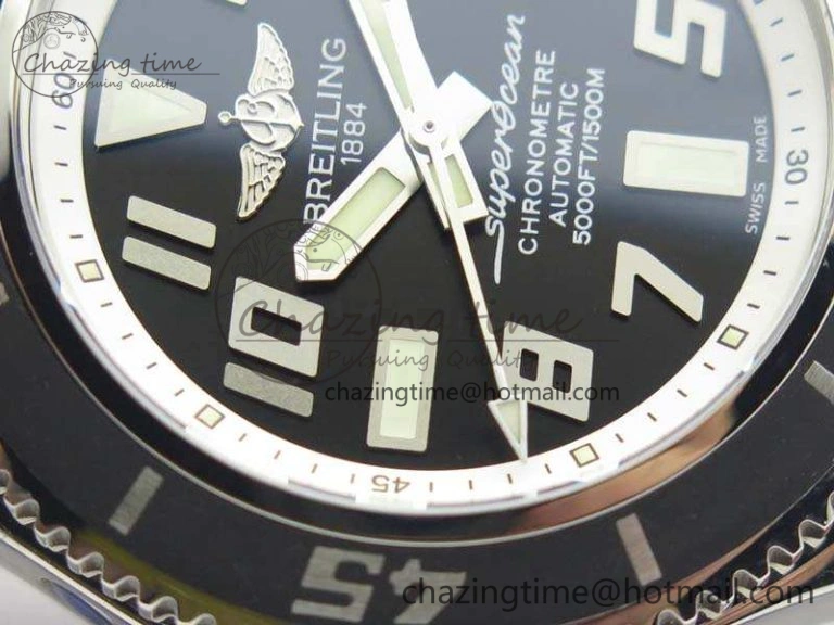 SuperOcean Abyss A17364 42mm 3AF 1:1 Best Edition Black White Dial On Rubber Strap A2824