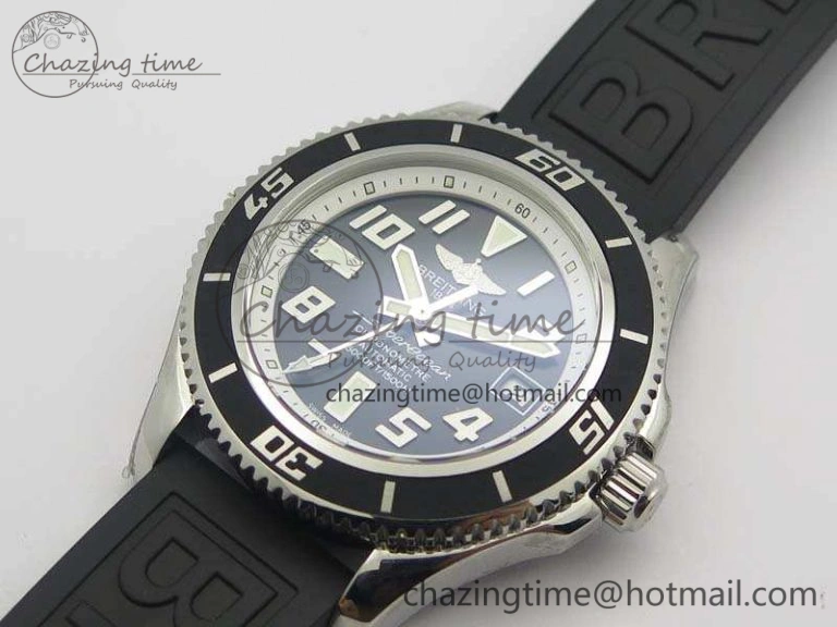 SuperOcean Abyss A17364 42mm 3AF 1:1 Best Edition Black White Dial On Rubber Strap A2824