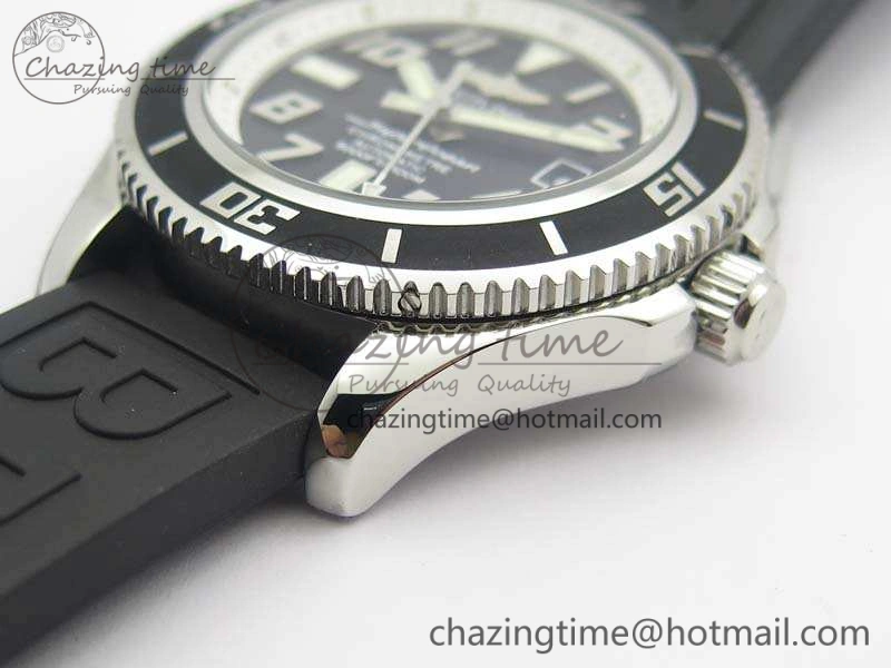 SuperOcean Abyss A17364 42mm 3AF 1:1 Best Edition Black White Dial On Rubber Strap A2824