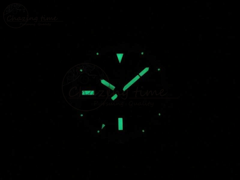 SuperOcean Abyss A17364 42mm 3AF 1:1 Best Edition Black Yellow Dial On Rubber Strap A2824