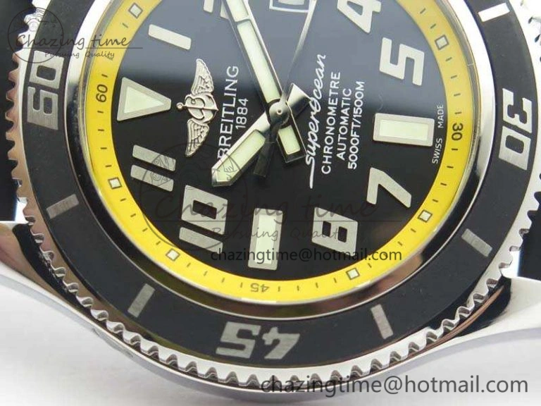 SuperOcean Abyss A17364 42mm 3AF 1:1 Best Edition Black Yellow Dial On Rubber Strap A2824
