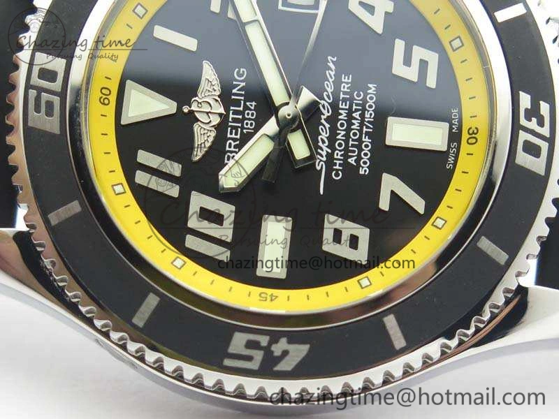 SuperOcean Abyss A17364 42mm 3AF 1:1 Best Edition Black Yellow Dial On Rubber Strap A2824